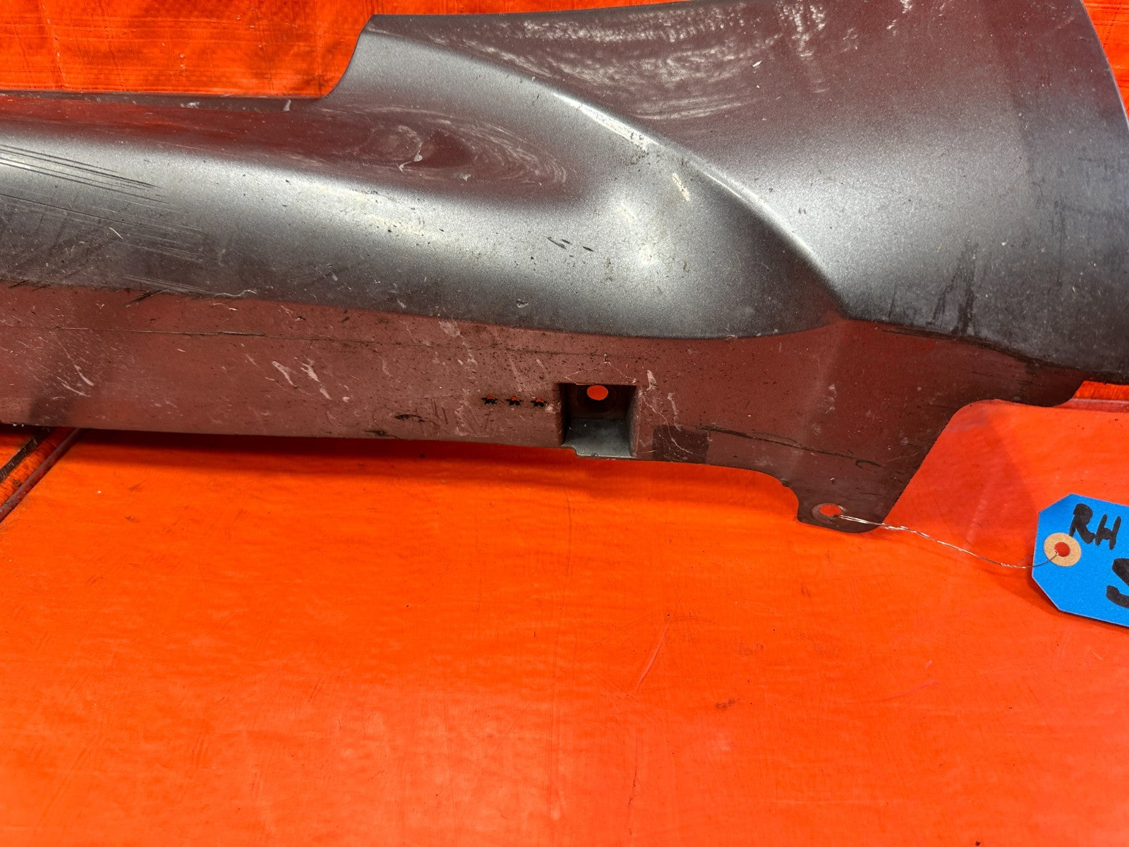 09 13 INFINITI G37 CONVERTIBLE   RIGHT SIDE SKIRT ROCKER MOLDING OEM #3102