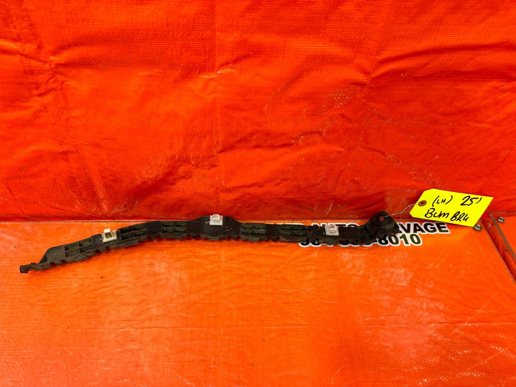 08 12 HONDA ACCORD SEDAN   REAR BUMPER BRACKET RETAINER CLIP LEFT SIDE OEM #2516