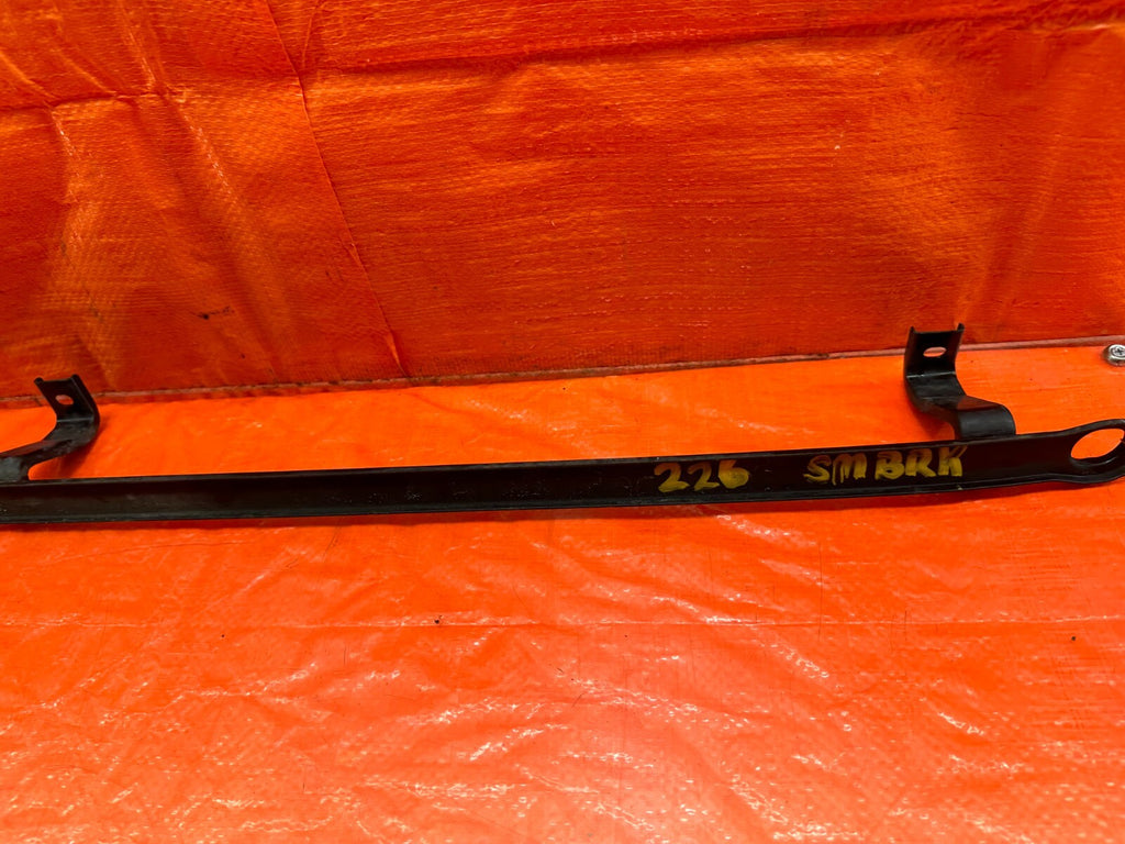 94 01 ACURA INTEGRA   AC CONDENSER ASSEMBLY MOUNTING BRACKET BAR MOUNT OEM #2263