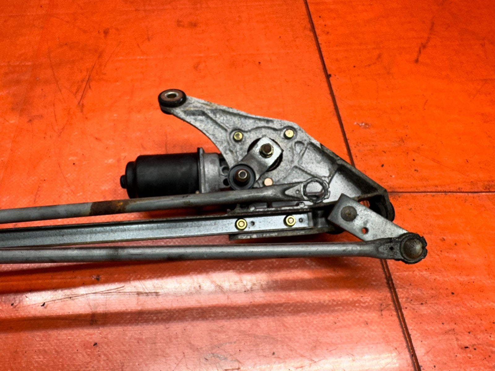 97 01 HONDA PRELUDE 2.2L FRONT WINDSHIELD WIPER MOTOR LINKAGE TRANSMISSION #3368
