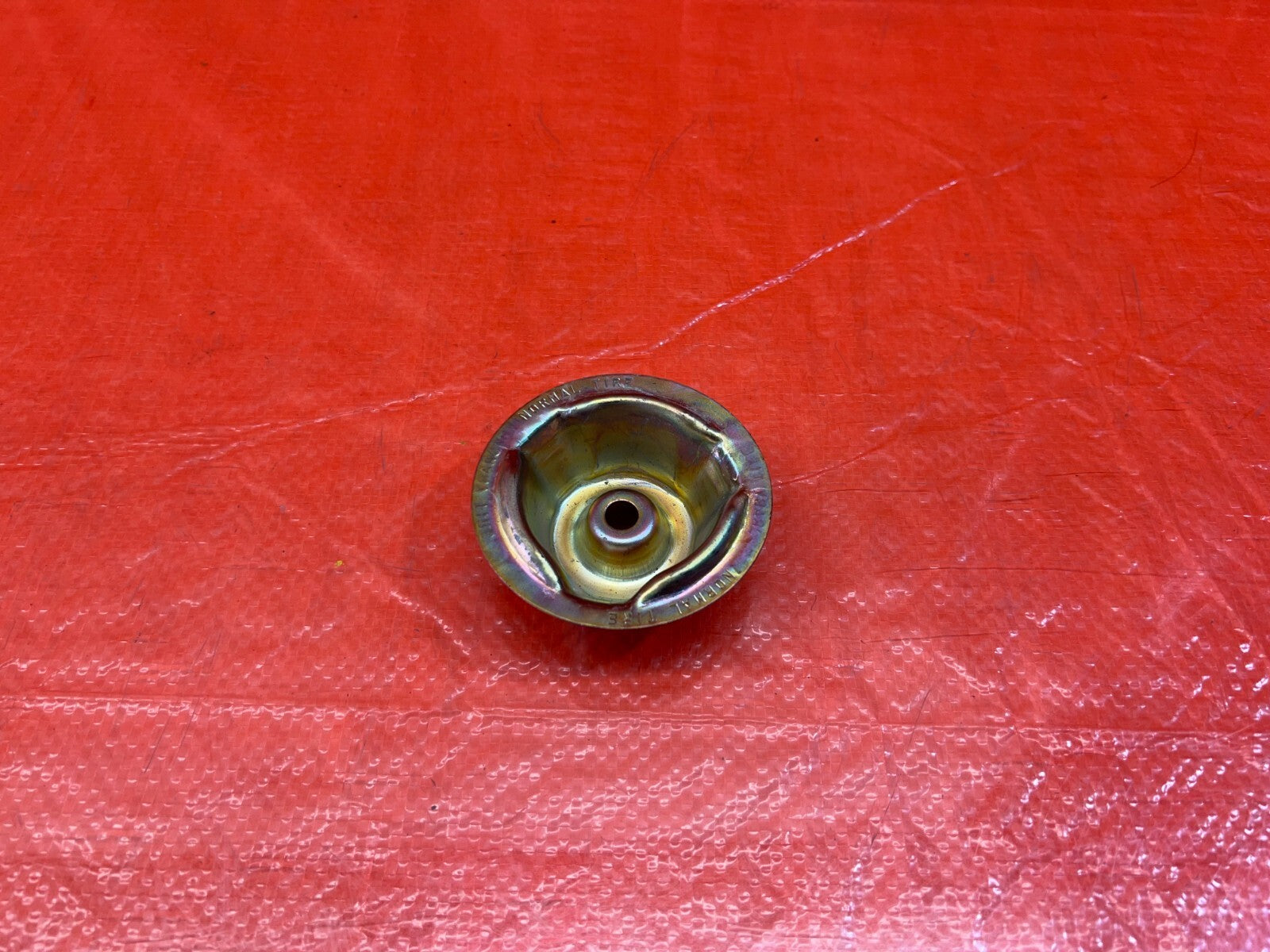94 01 ACURA INTEGRA   SPARE TIRE TIE DOWN ANCHOR BOLT PLATE   OEM FACTORY #1520