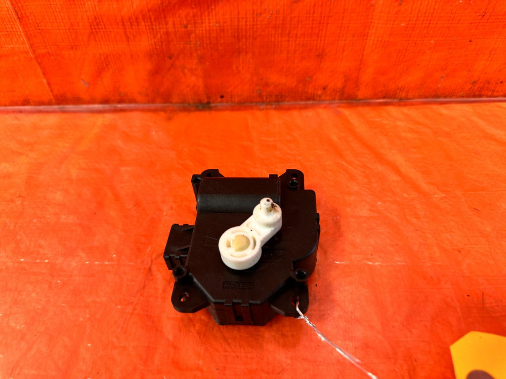 13 16 SCION FRS   AC HEATER BLEND DOOR ACTUATOR FLAP 113800 3840   OEM 2932