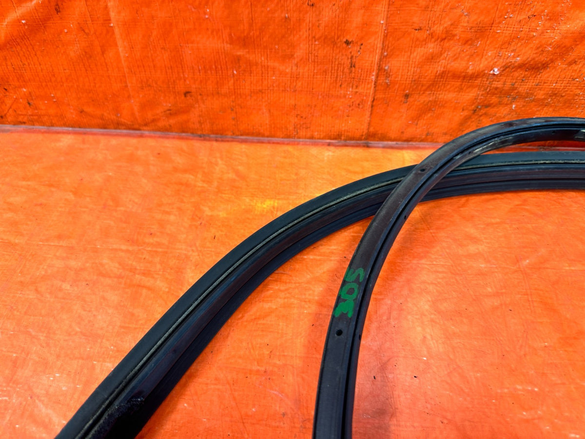 09-14 ACURA TSX - DRIVER LEFT REAR DOOR - WEATHER STRIP TRIM SEAL GASKET OEM 3054