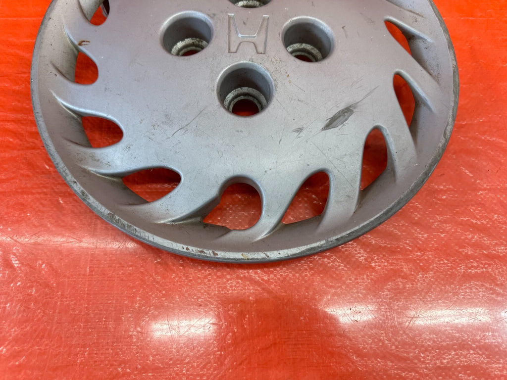 92 95 HONDA CIVIC   FACTORY WHEEL HUB CAP WHEEL PLASTIC COVER   OEM FACTORY OE 12