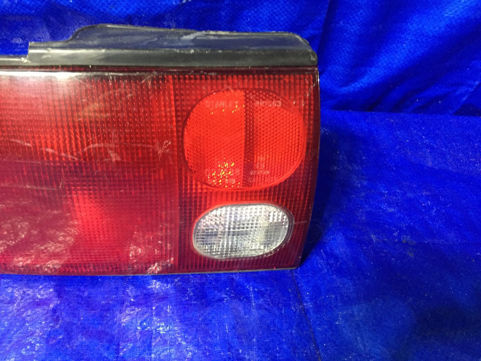 OEM 1991 1992 1993 1994 1995 MITSUBISHI LANCER DRIVER LEFT TAIL LIGHT1