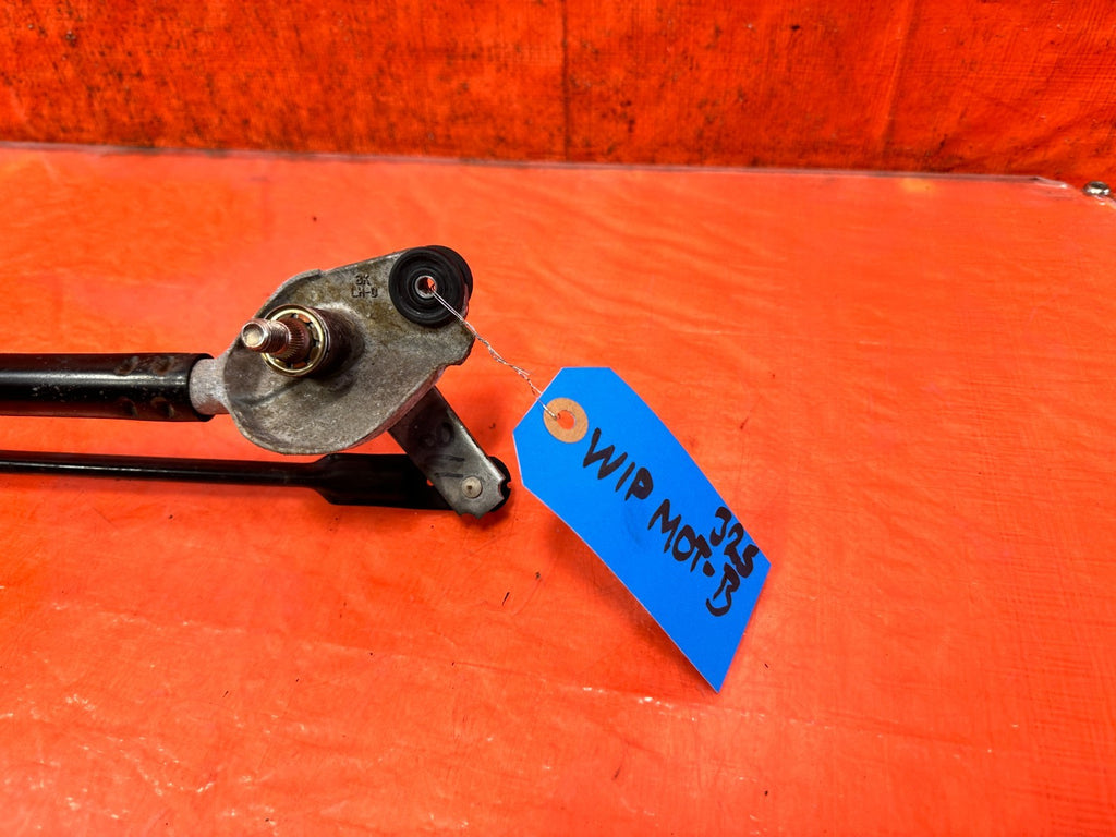 10 16 HYUNDAI GENESIS COUPE WINDSHIELD WIPER MOTOR W/ LINKAGE COMPLETE OEM 3251