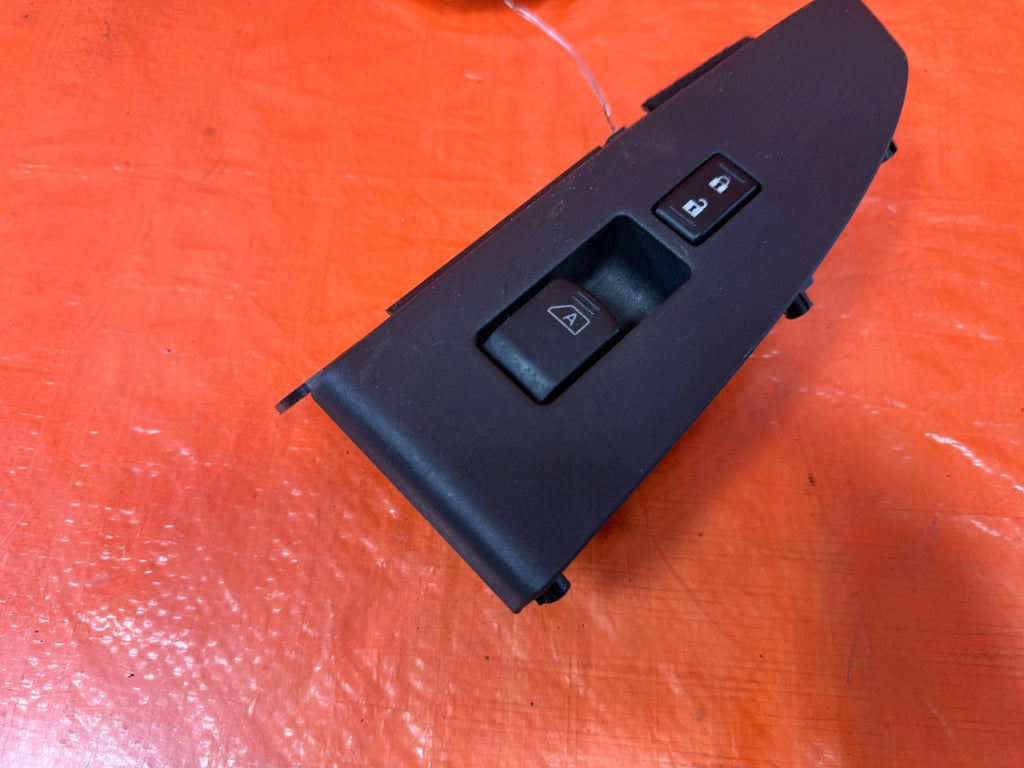 08 13 INFINITI G37 COUPE 2D   PASSENGER RIGHT WINDOW SWITCH   OEM FACTORY 3281