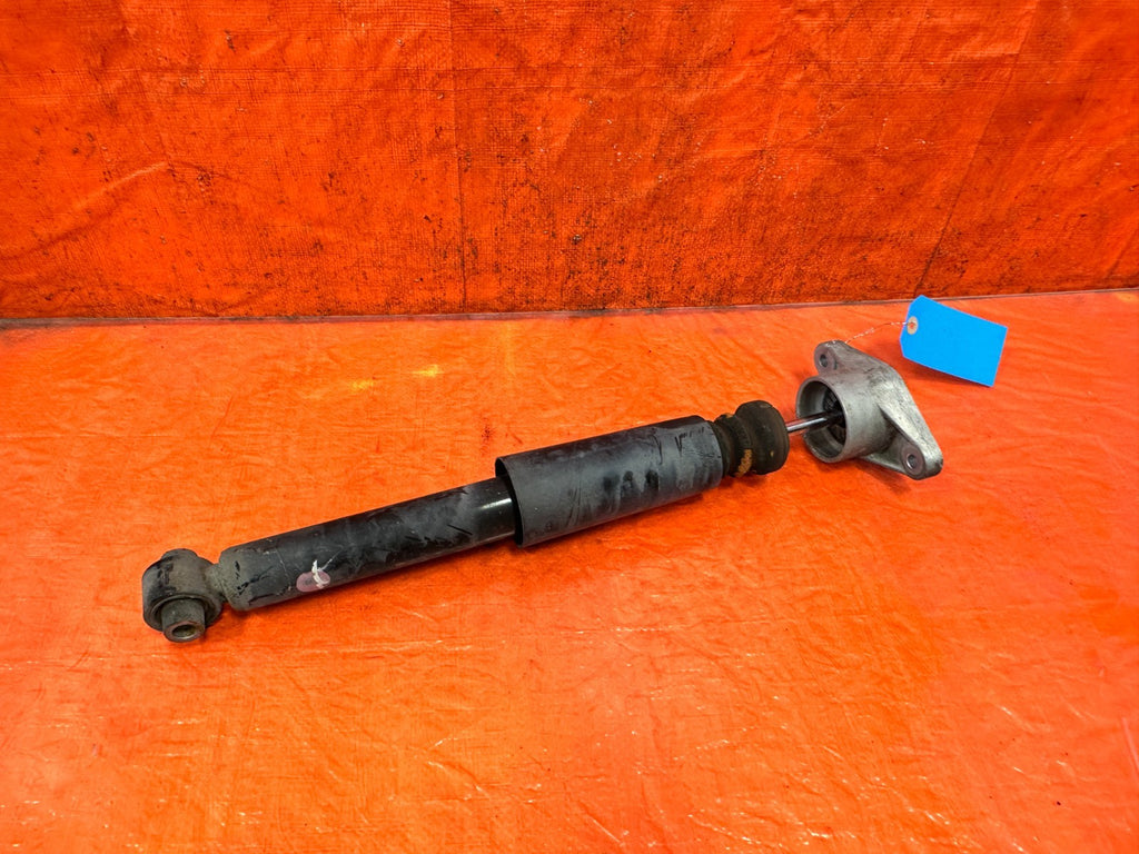 12 14 HYUNDAI GENESIS COUPE BK2 2.0L LEFT OR RIGHT REAR SHOCK   JUST 1   OEM 3257