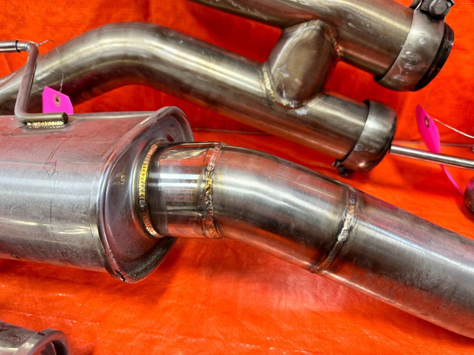 17 20 INFINITI Q60   EXHAUST  DOWN PIPES MID PIPES MUFFLERS   1 TIP IS MISSING22