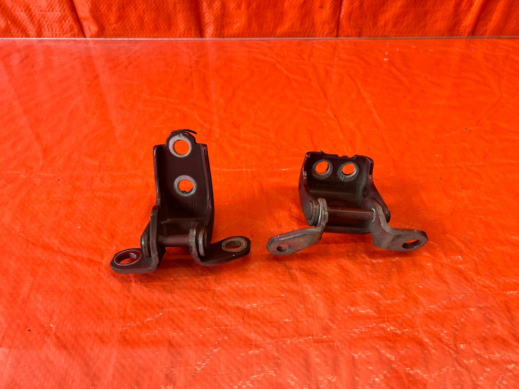 06 11 CIVIC 4D SEDAN   DOOR HINGE SET   UPPER & LOWER LEFT REAR SIDE OEM OE 1350