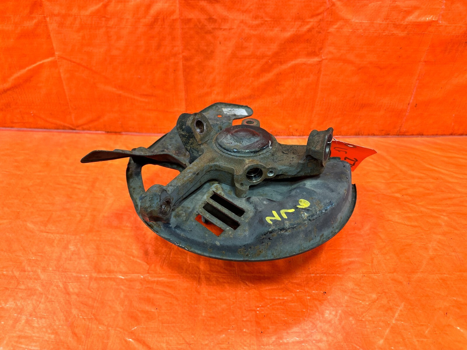 92 00 LEXUS SC300   DRIVER LEFT FRONT SPINDLE KNUCKLE HUB   OEM FACTORY #2766