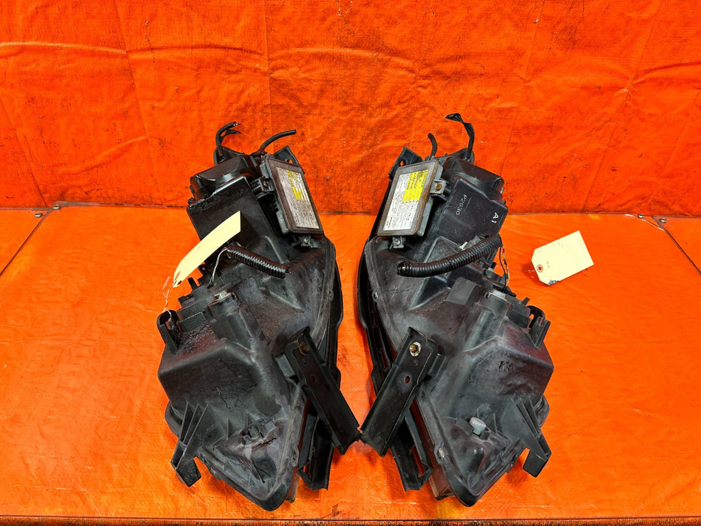 04 05 ACURA TSX LEFT & RIGHT HEADLIGHTS HEADLAMPS W/ BALLASTS  PIG TAILS OEM 32213