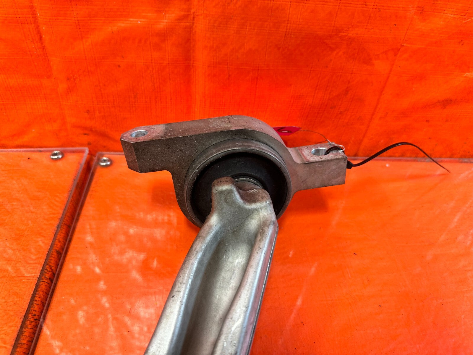 14 20 INFINITI Q50 DRIVER LEFT FRONT SPINDLE KNUCKLE W/ UPPER LOWER ARMS OEM 28918