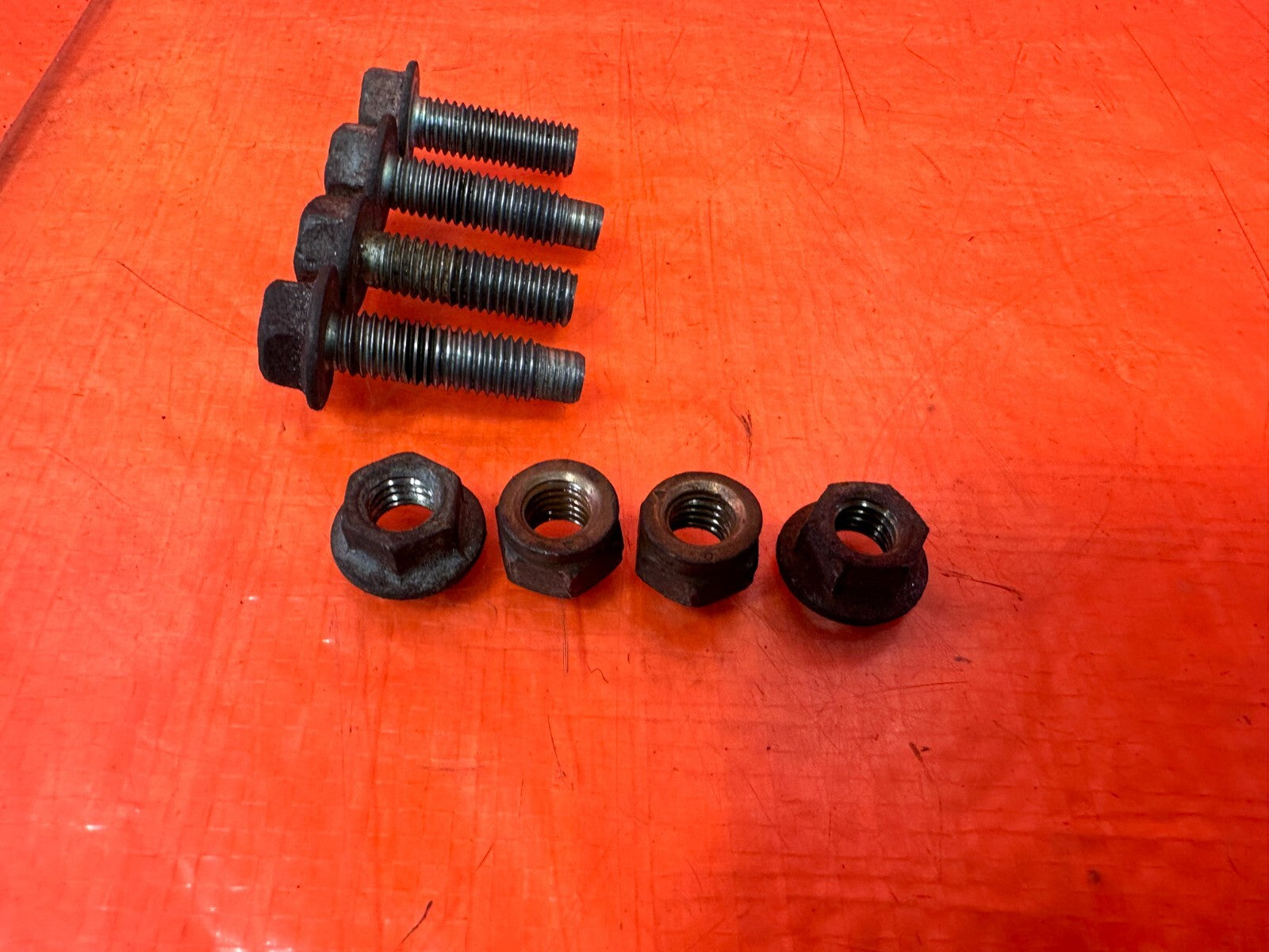 94 01 ACURA INTEGRA   B16 B17 B18 B20   EXHAUST MANIFOLD BOLTS  OEM FACTORY #2534