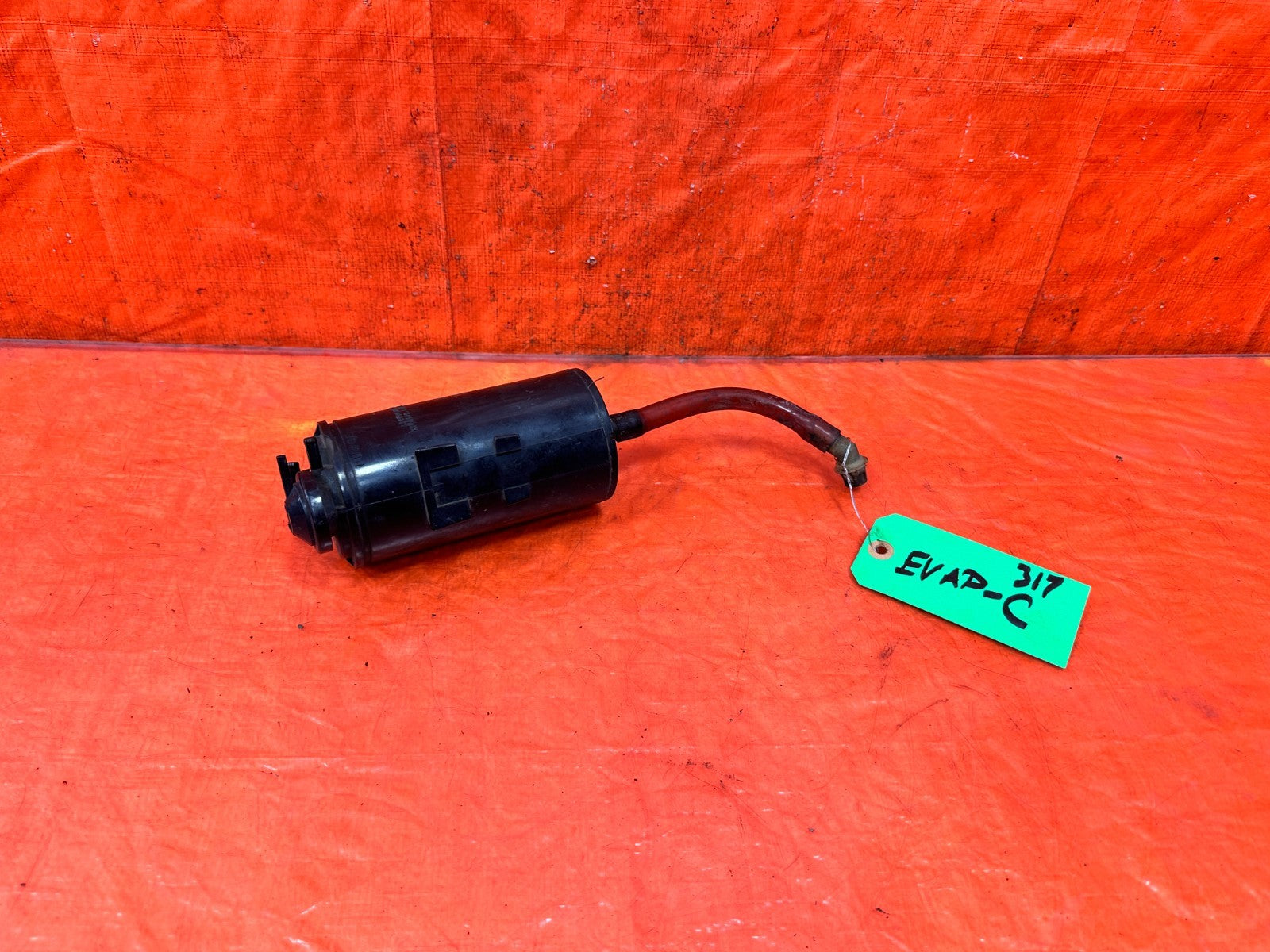 90 91 HONDA CIVIC HATCHBACK   FUEL VAPOR CHARCOAL EVAP TANK CANISTER    OEM 3170