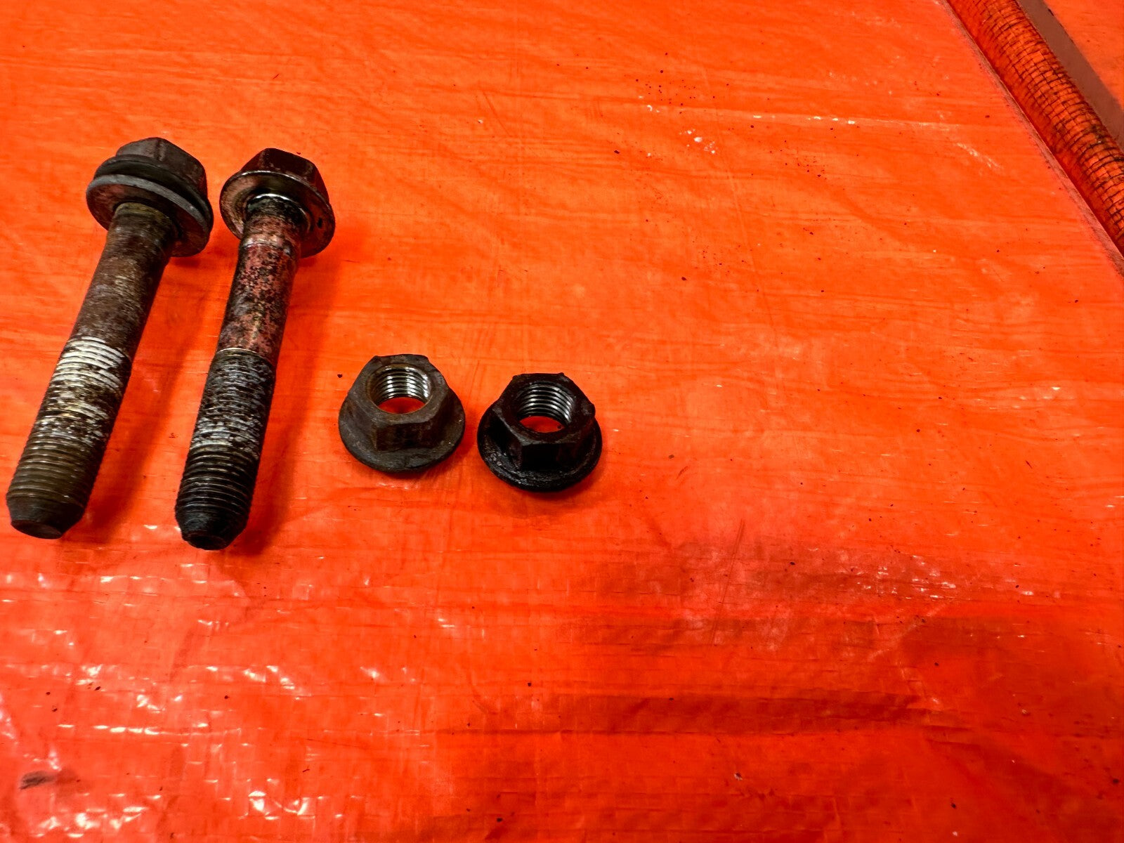03 09 NISSAN 350Z   FRONT SHOCK MOUNTING BOLT SET BOLTS HARDWARE   OEM #2624