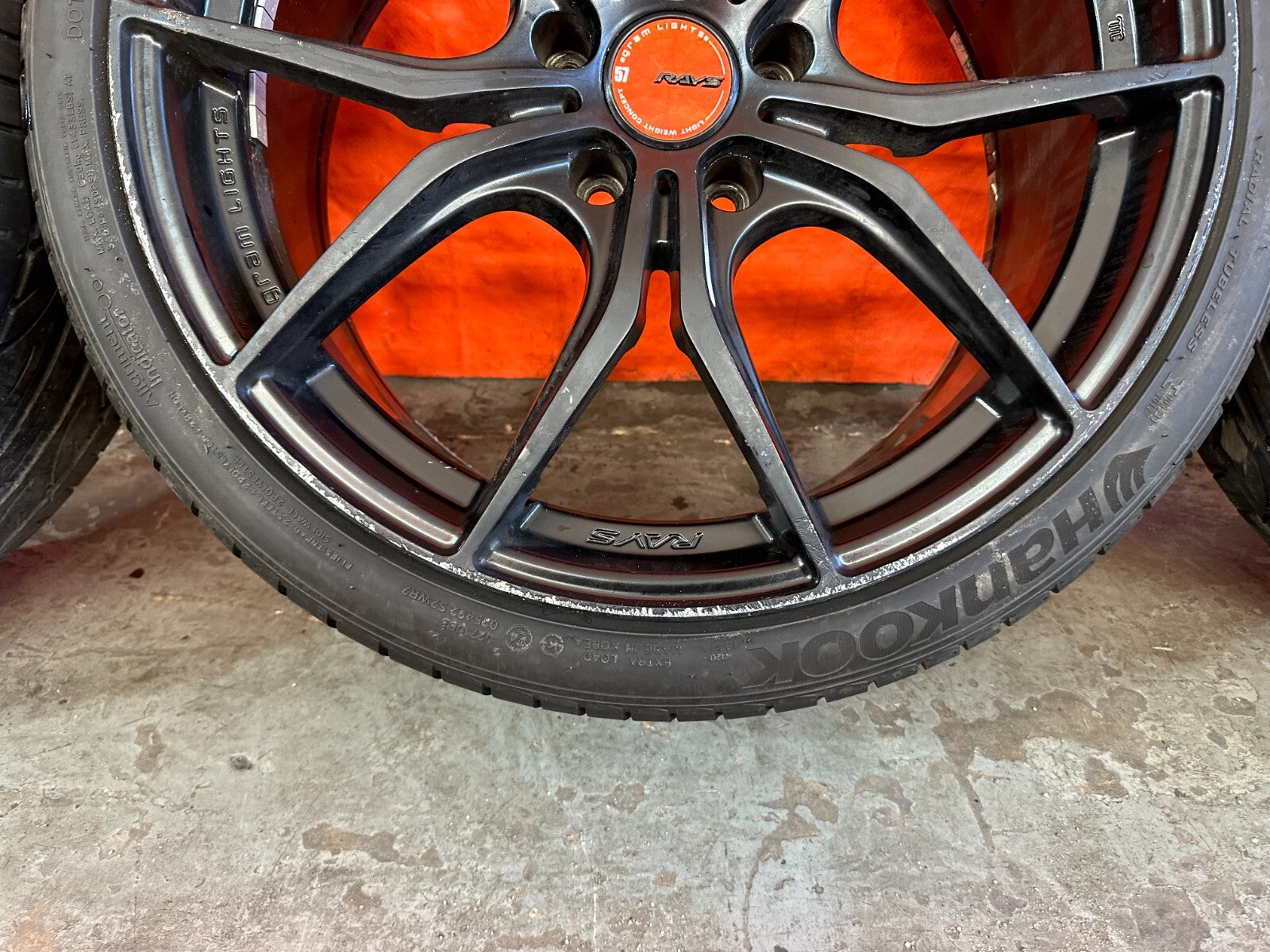 JDM RAYS GRAM LIGHTS   57FXX   5x100 / 19x9 / +38 / VENTUS V12 EVO2   245/35ZR1911