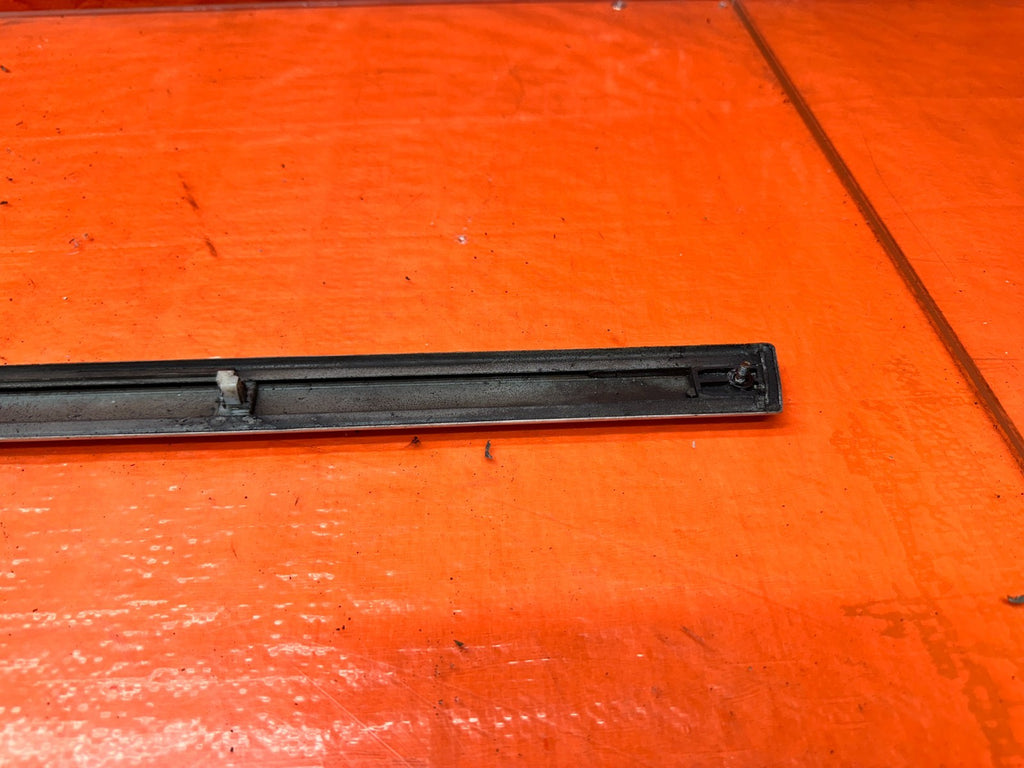 94 01 ACURA INTEGRA 2D RIGHT PASSENGER EXTERIOR DOOR MOLDING TRIM OEM #3315