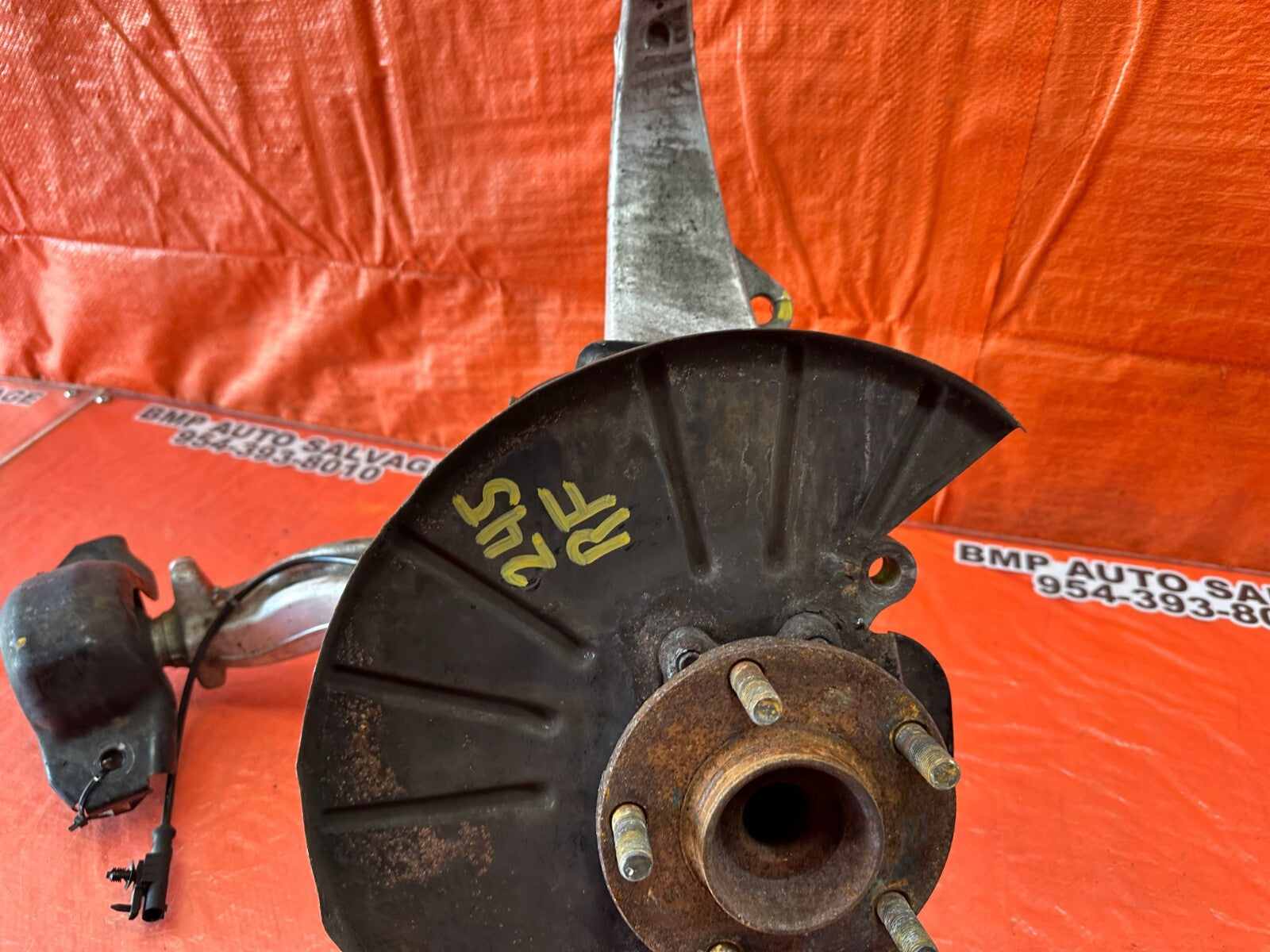 08 15 INFINITI G37 COUPE S RWD RIGHT FRONT SPINDLE W/ LOWER CONTROL ARM OEM #2454