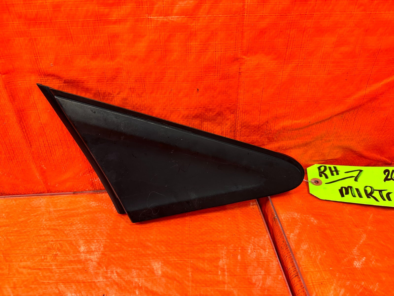 12 13 HONDA CIVIC 2D COUPE RIGHT EXTERIOR MIRROR TRIM COVER PLASTICS GARNISH 2690