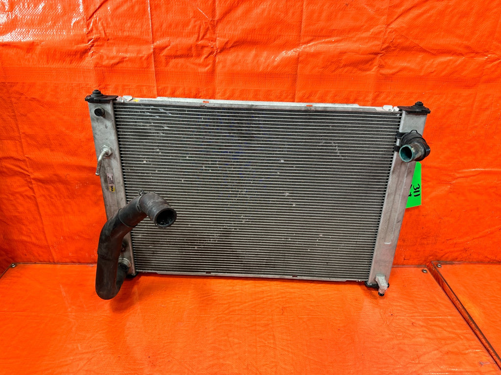 08 15 INFINITI G37 Q60   6 SPEED MANUAL RADIATOR   OEM FACTORY #3110