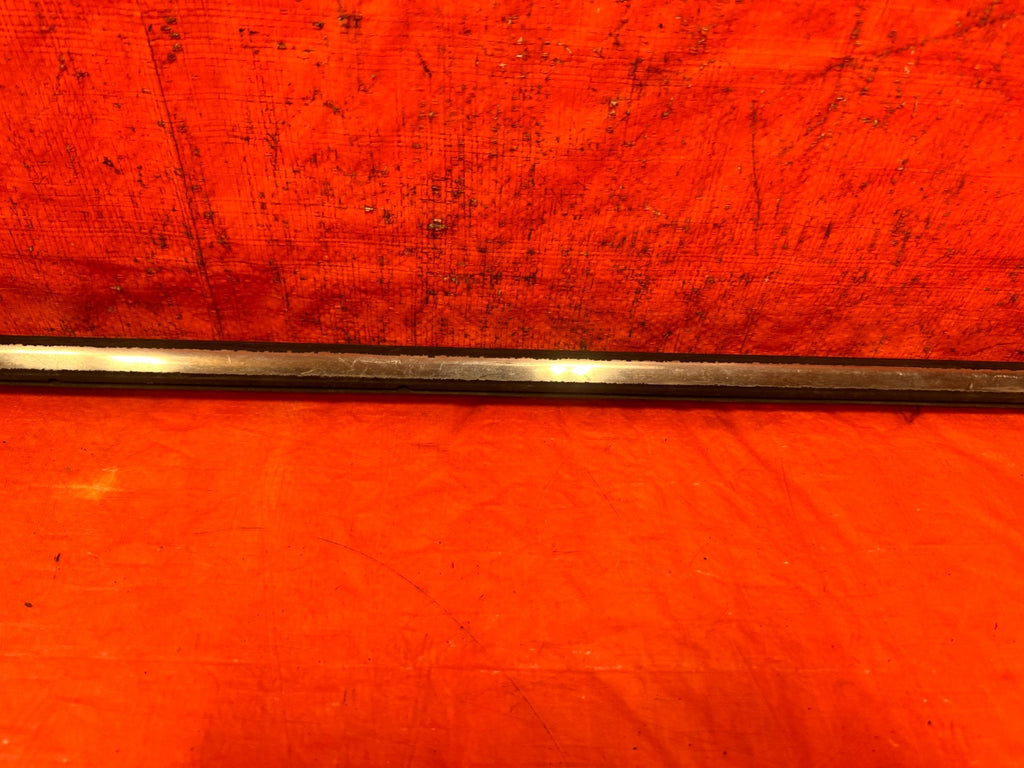 02 05 HONDA CIVIC SI EP3 HATCH   RIGHT FRONT EXTERIOR WINDOW GLASS TRIM OEM #21313