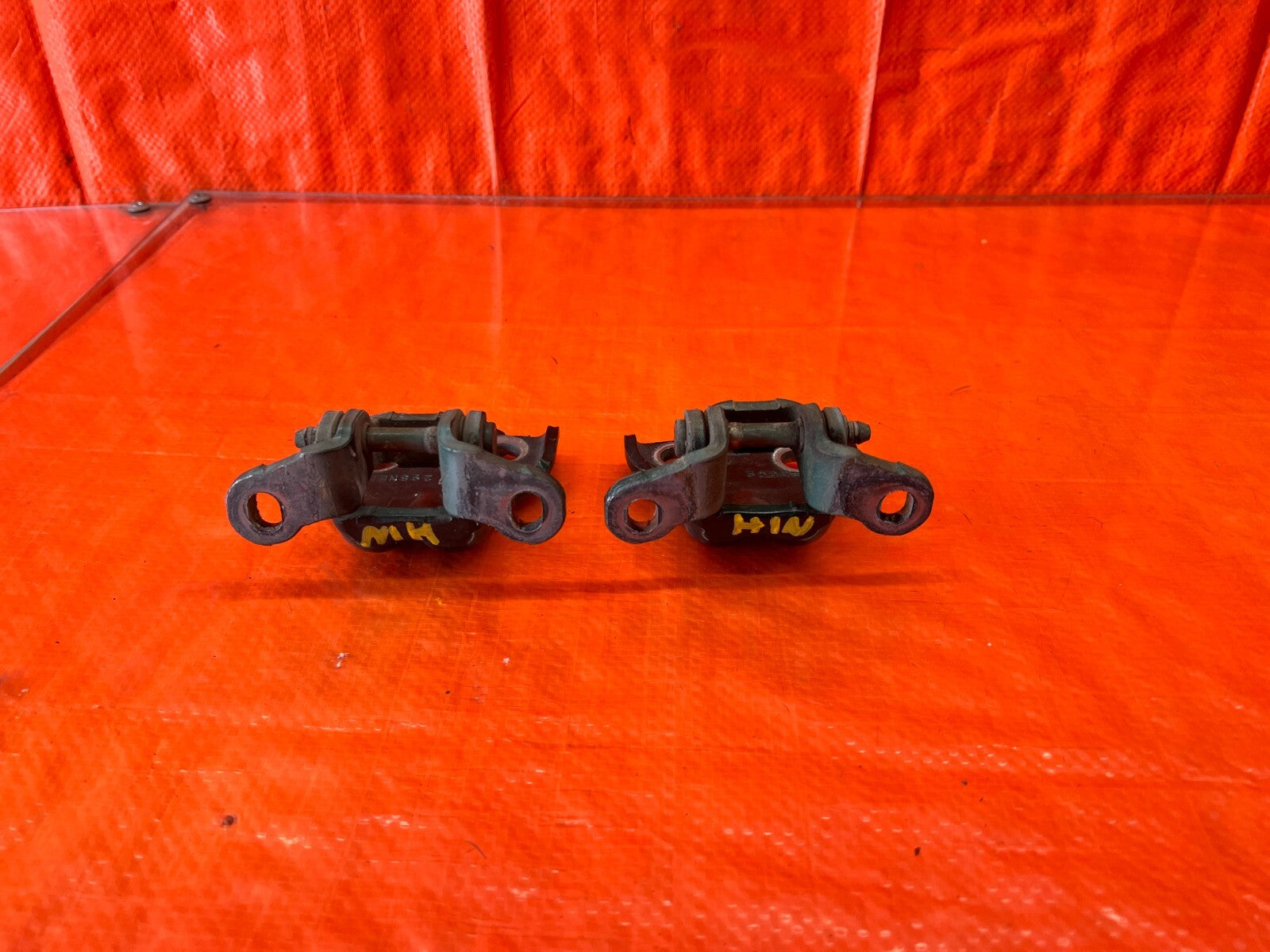 92 00 HONDA CIVIC SEDAN   DRIVER LEFT REAR   DOOR HINGE SET UPPER LOWER OEM #1456