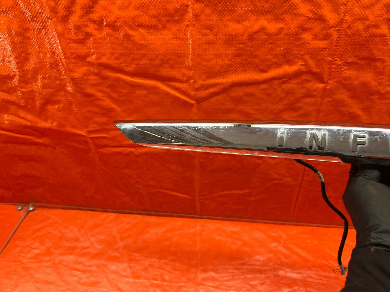 14 17 INFINITI Q50   REAR TRUNK SPOILER FINISH TRIM MOLDING W/O CAMERA OEM #1056
