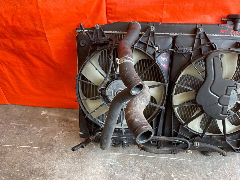 12 14 HONDA ODYSSEY   RADIATOR W/ COOLING FANS MODULES UPPER LOWER HOSES   OEM4