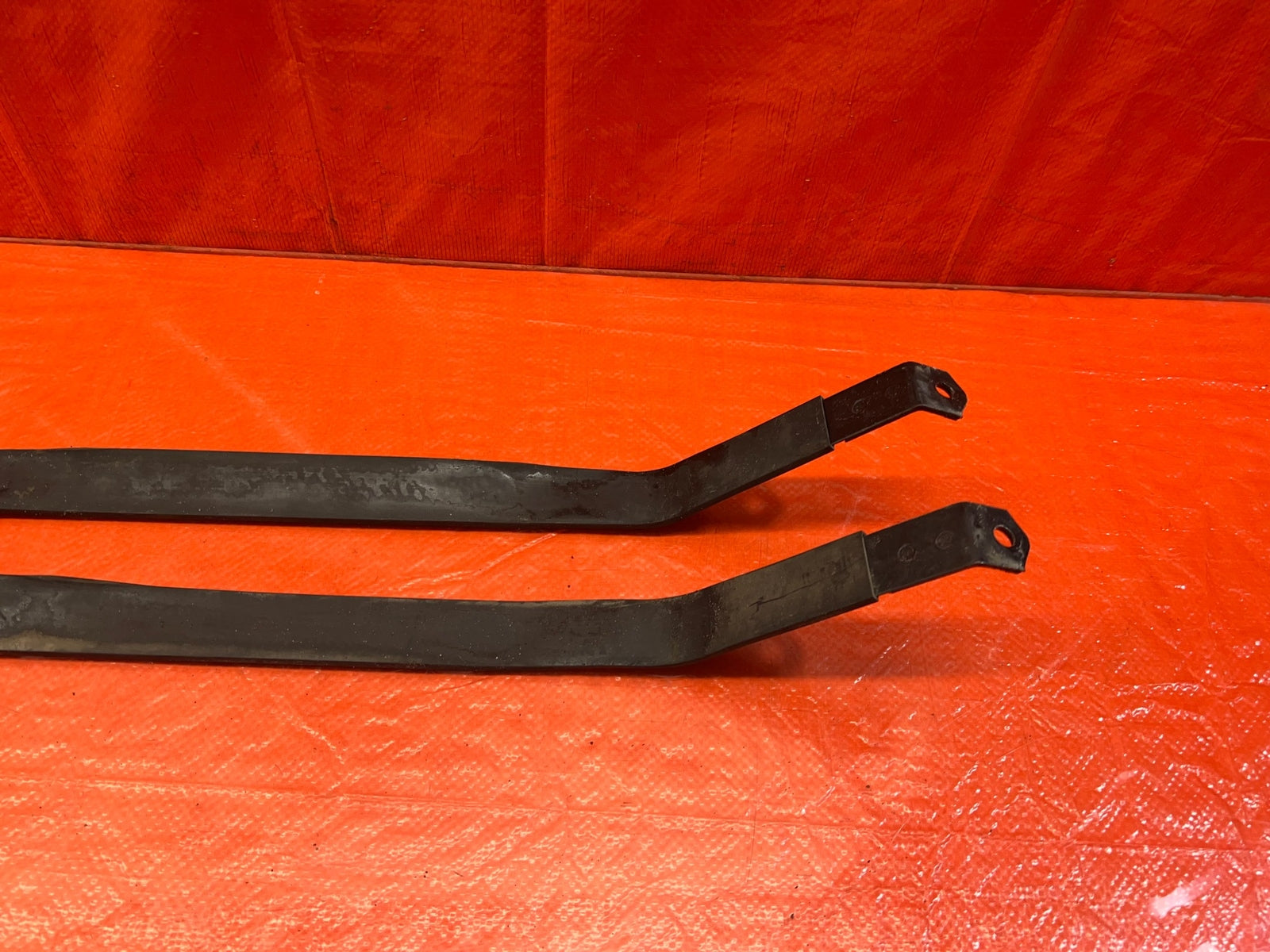 12 21 SUBARU WRX & STI  SEDAN   GASOLINE GAS FUEL TANK STRAP SET STRAPS SUPPORTS9