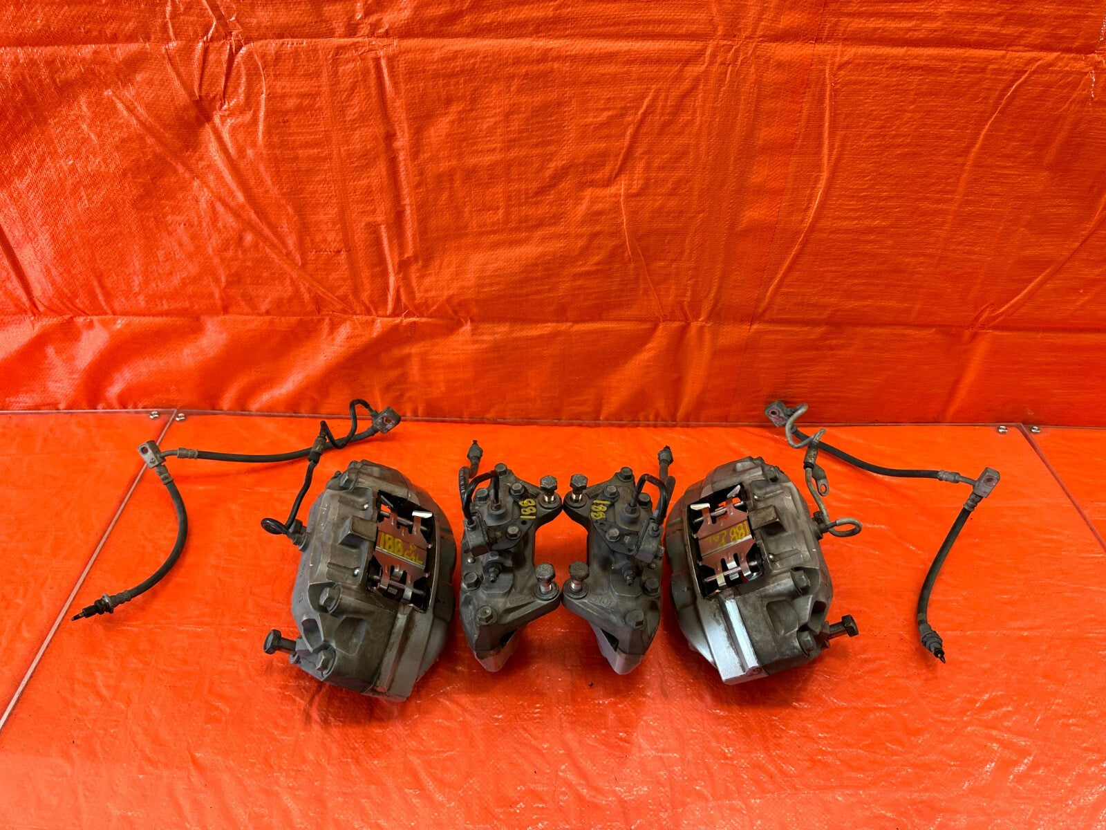 08 15 INFINITI G37 & Q60 SPORT   AKEBONO   BRAKE CALIPERS LEFT & RIGHT   OEM 18822