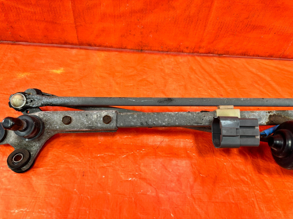 94   01 ACURA INTEGRA   FRONT WINDSHIELD WIPER MOTOR WITH LINKAGE   OEM  #2813