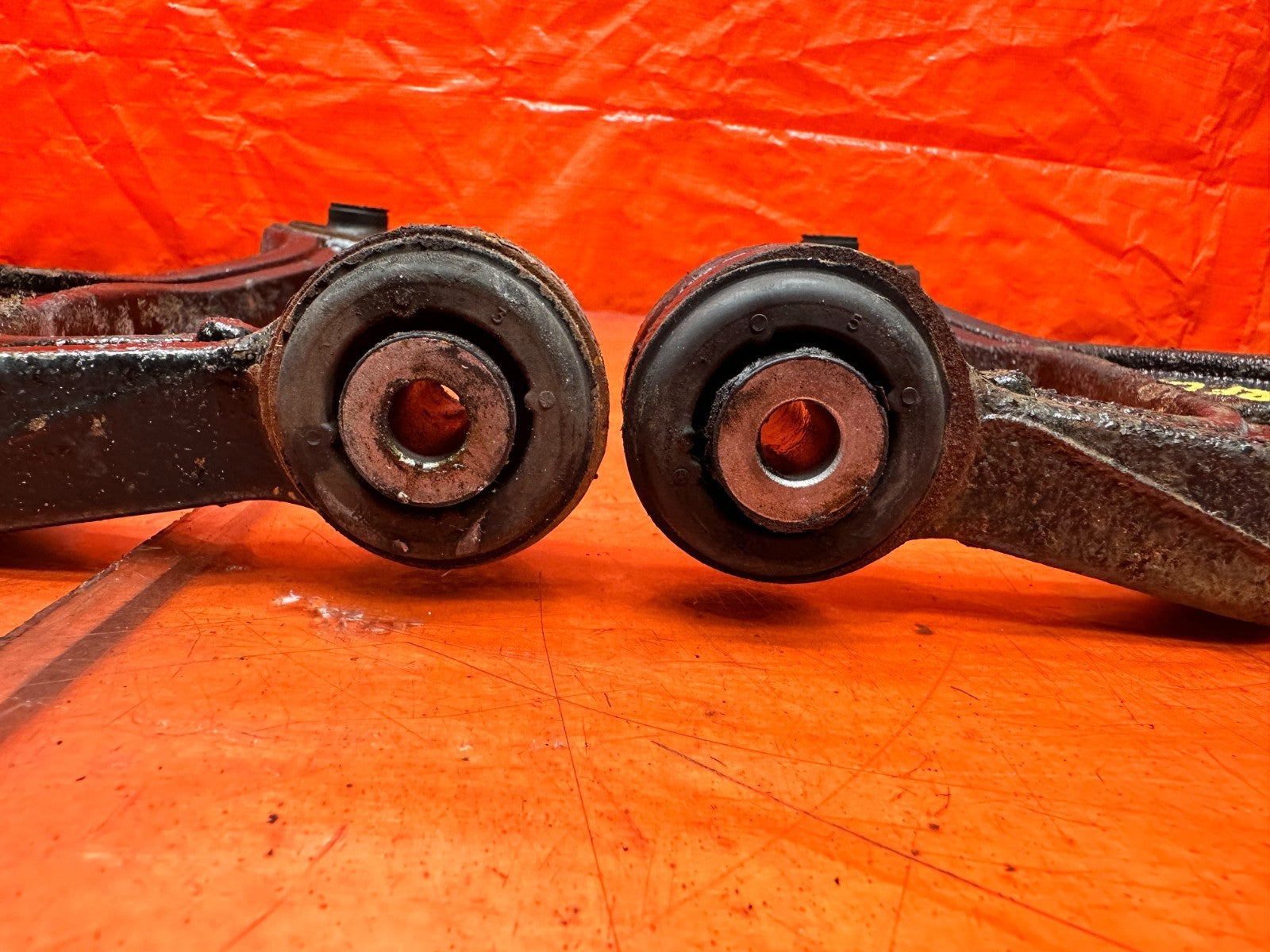 04-08 ACURA TSX 4D LEFT & RIGHT FRONT LOWER CONTROL ARMS DRIVER PASSENGER #34212
