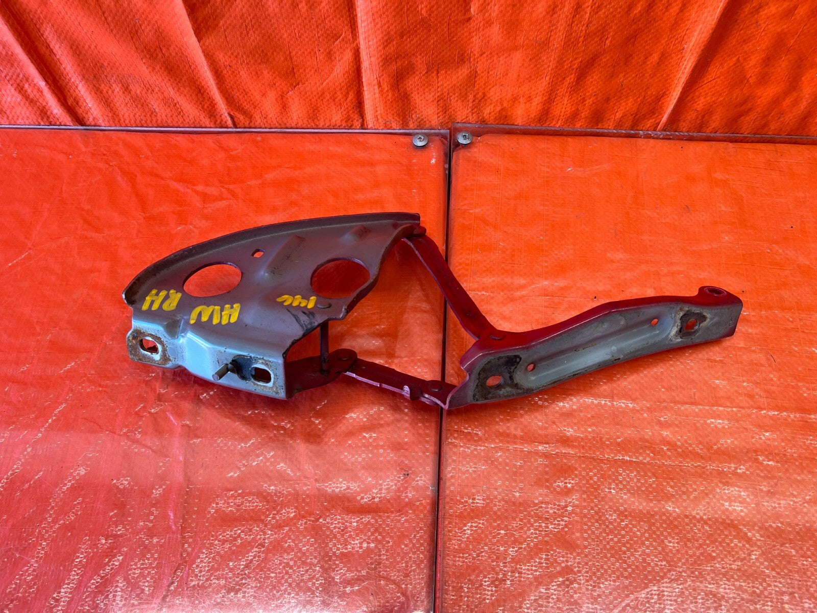 93 97 HONDA DEL SOL   TRUNK HATCH LATCH   PASSENGER RIGHT   TRUNK HINGE OEM #1466