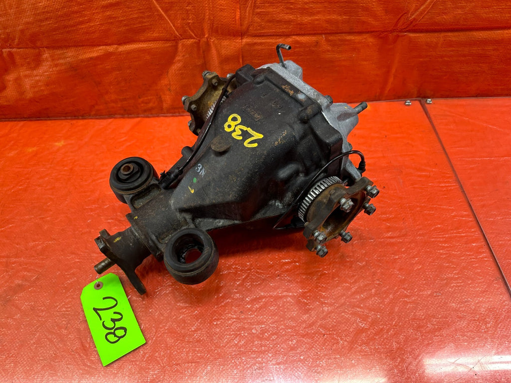 11 13 INFINITI G37 SEDAN   NON LSD   RWD   DIFFERENTIAL CARRIER PUMPKIN OEM 2386