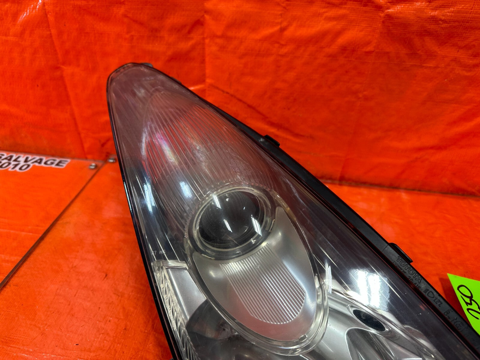 00 05 TOYOTA CELICA   LEFT & RIGHT   HALOGEN HEADLIGHTS HEADLAMPS   OEM #25018