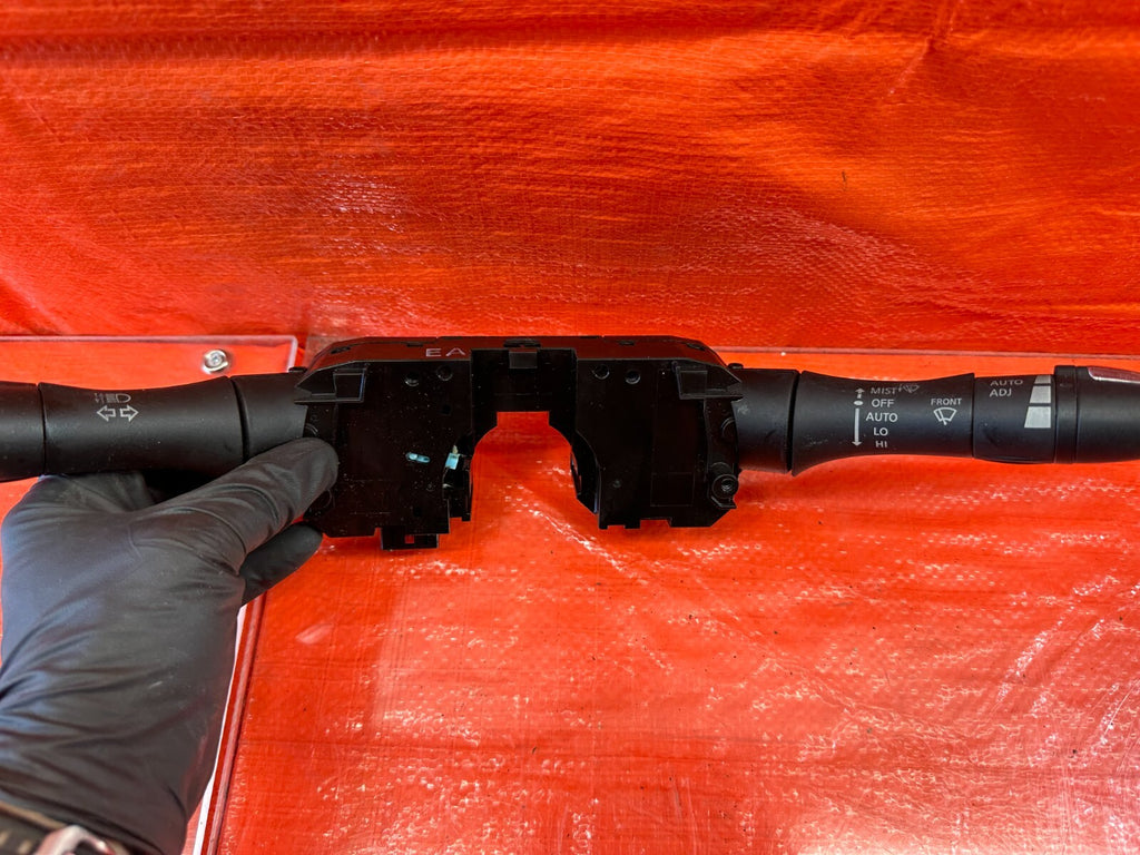 08 15 INFINITI G37 & Q60    2D COUPE   HEADLIGHT & WIPER SWITCH   NON TECH   1885