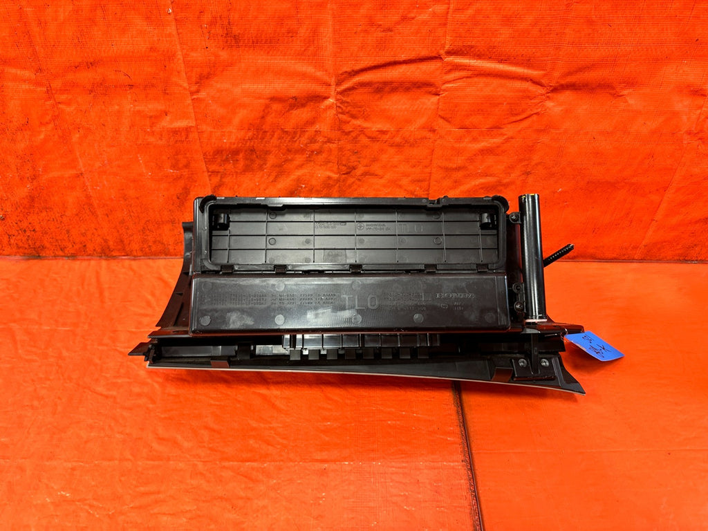 09 14 ACURA TSX   GLOVE BOX ASSEMBLY   GRAY INTERIOR COLOR   OEM FACTORY #3218