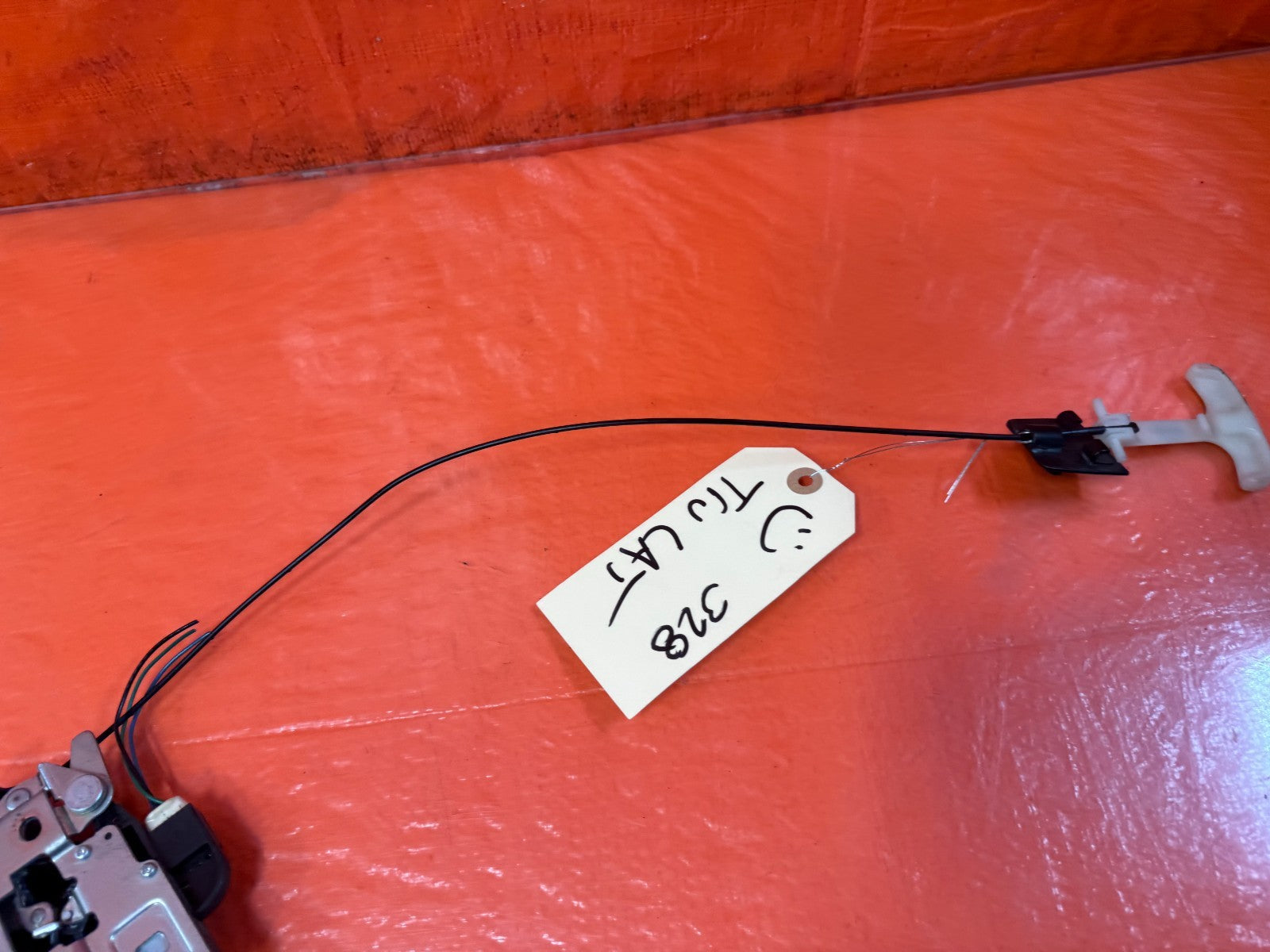 08 15 INFINITI G37 & Q60    2D COUPE   TRUNK LID LATCH LOCK ACTUATOR   OEM 3288