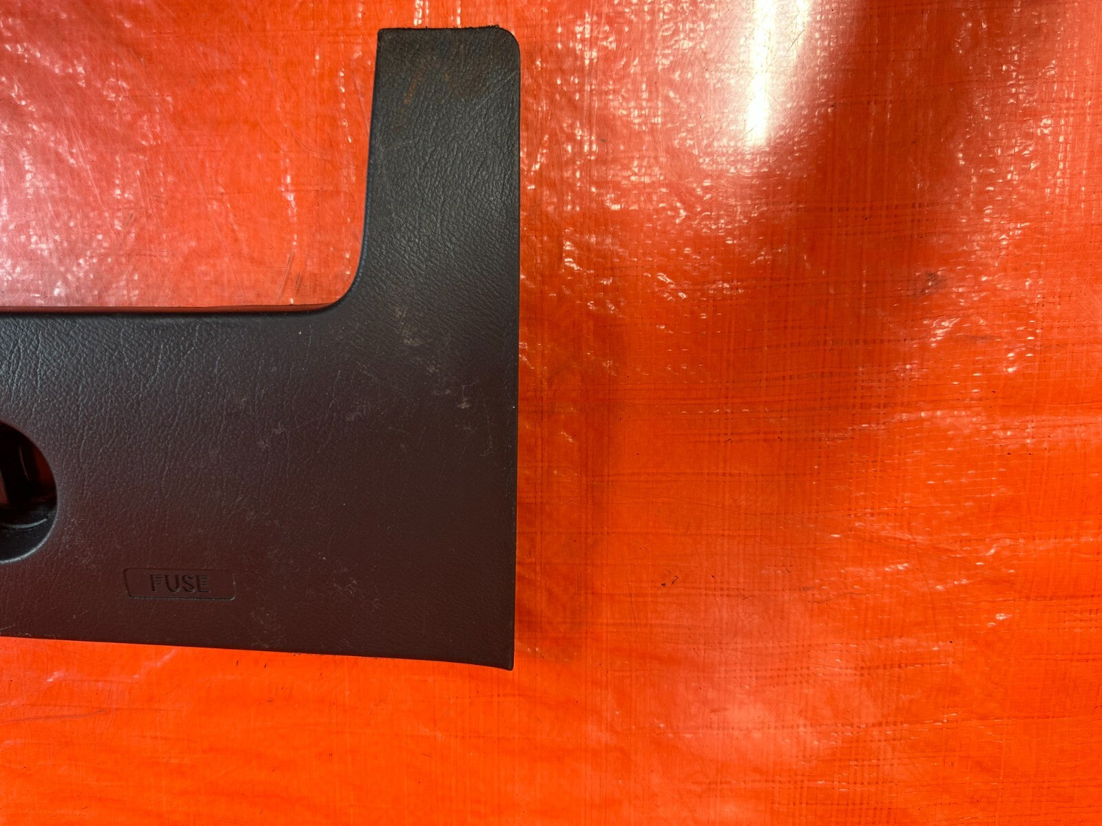 02 05 HONDA CIVIC SI EP3 HATCHBACK INTERIOR CABIN UNDER DASH FUSE BOX PANEL #2586
