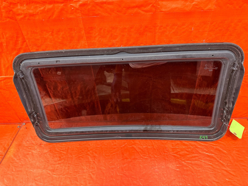 10 16 HYUNDAI GENESIS COUPE   SUNROOF MOONROOF SLIDING ROOF GLASS   OEM #2991
