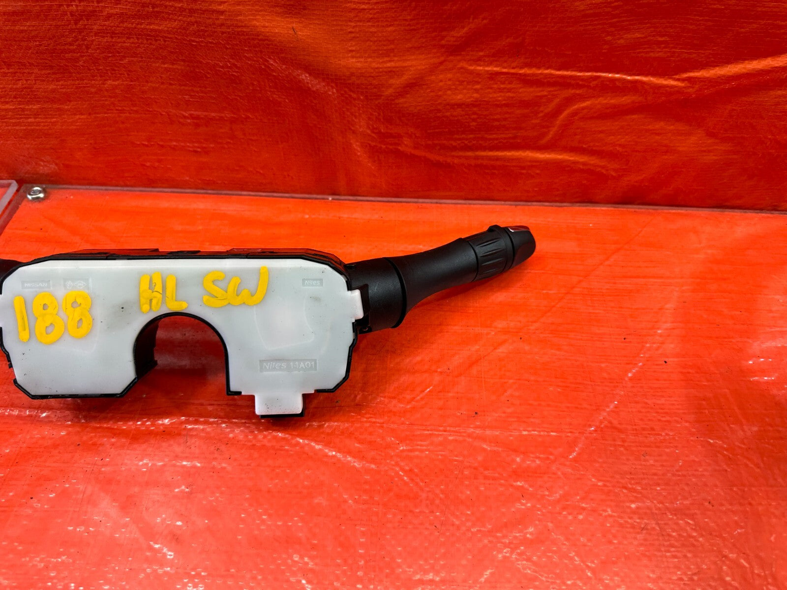 08 15 INFINITI G37 & Q60    2D COUPE   HEADLIGHT & WIPER SWITCH   NON TECH   1889