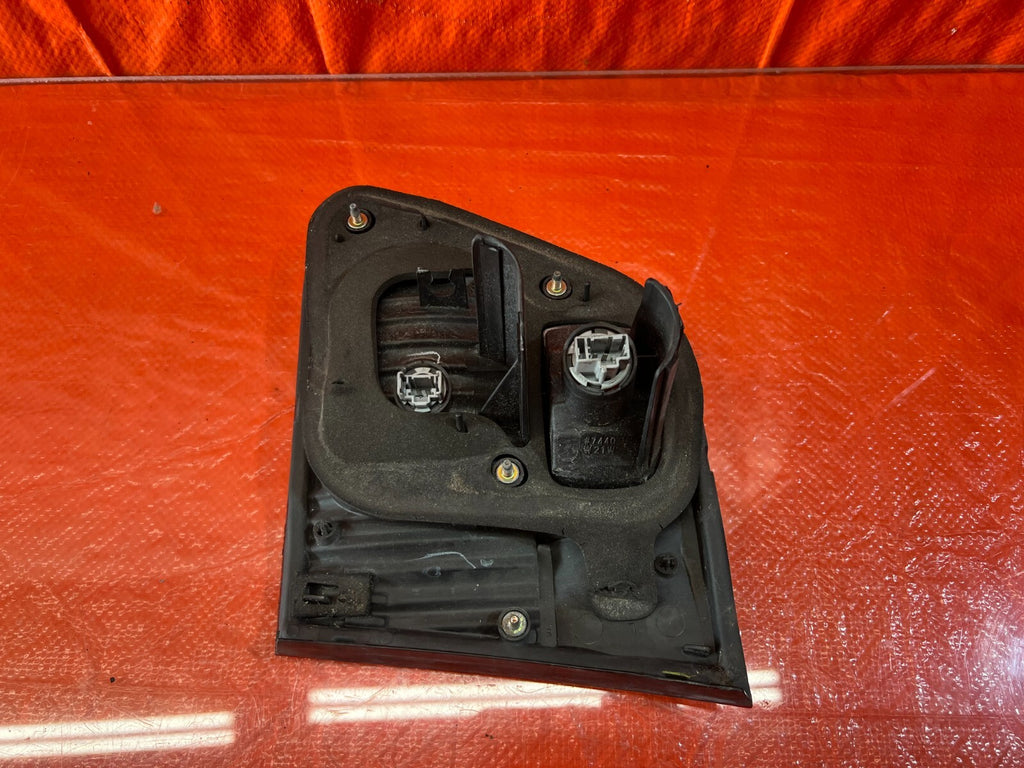 99 00 HONDA CIVIC   SEDAN   DRIVER LEFT INNER TRUNK TAIL LIGHT LAMP   OEM #1279