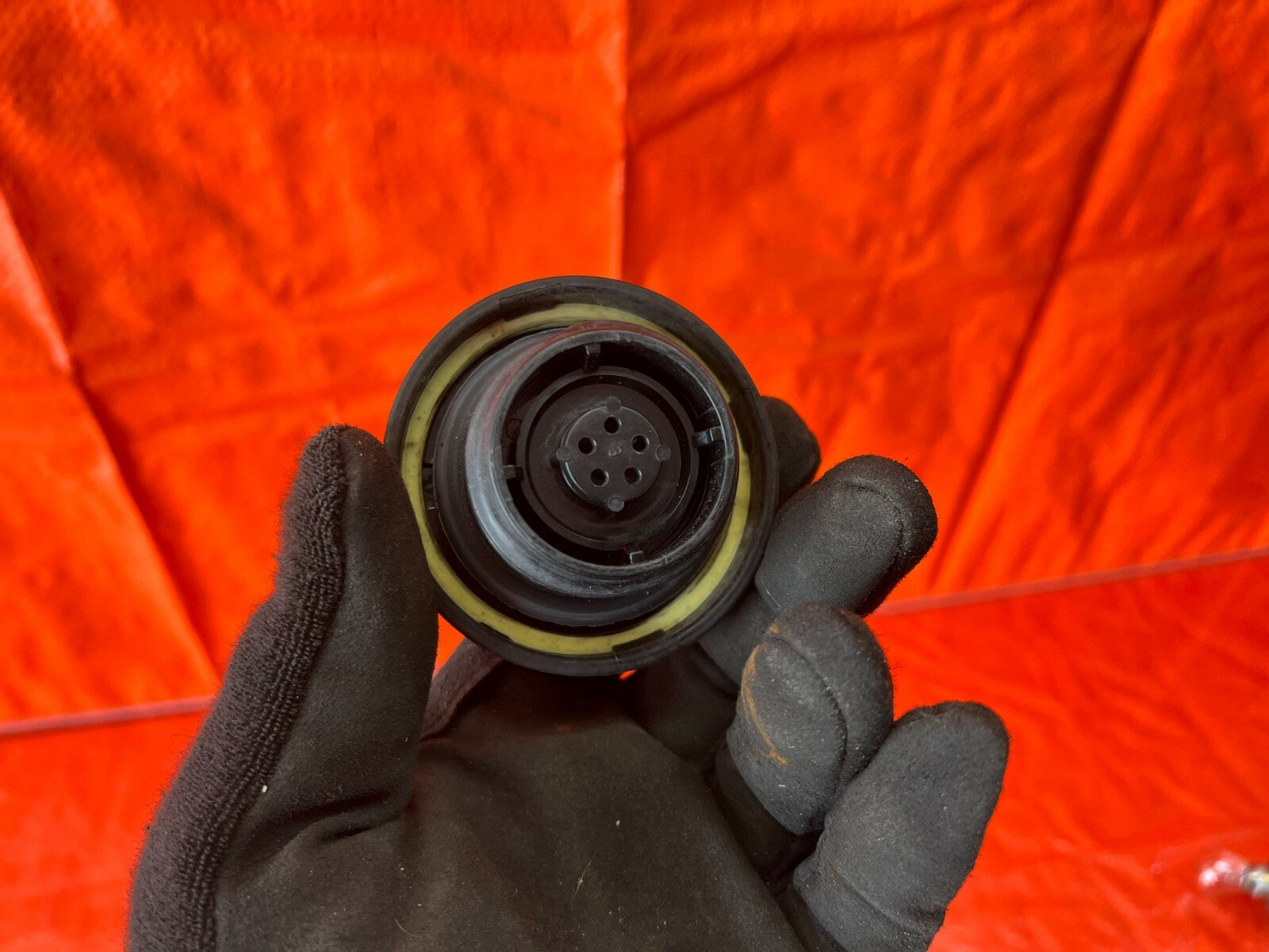 94 01 ACURA INTEGRA   GASOLINE GAS TANK LOCKING TWISTING CAP   AFTERMARKET3