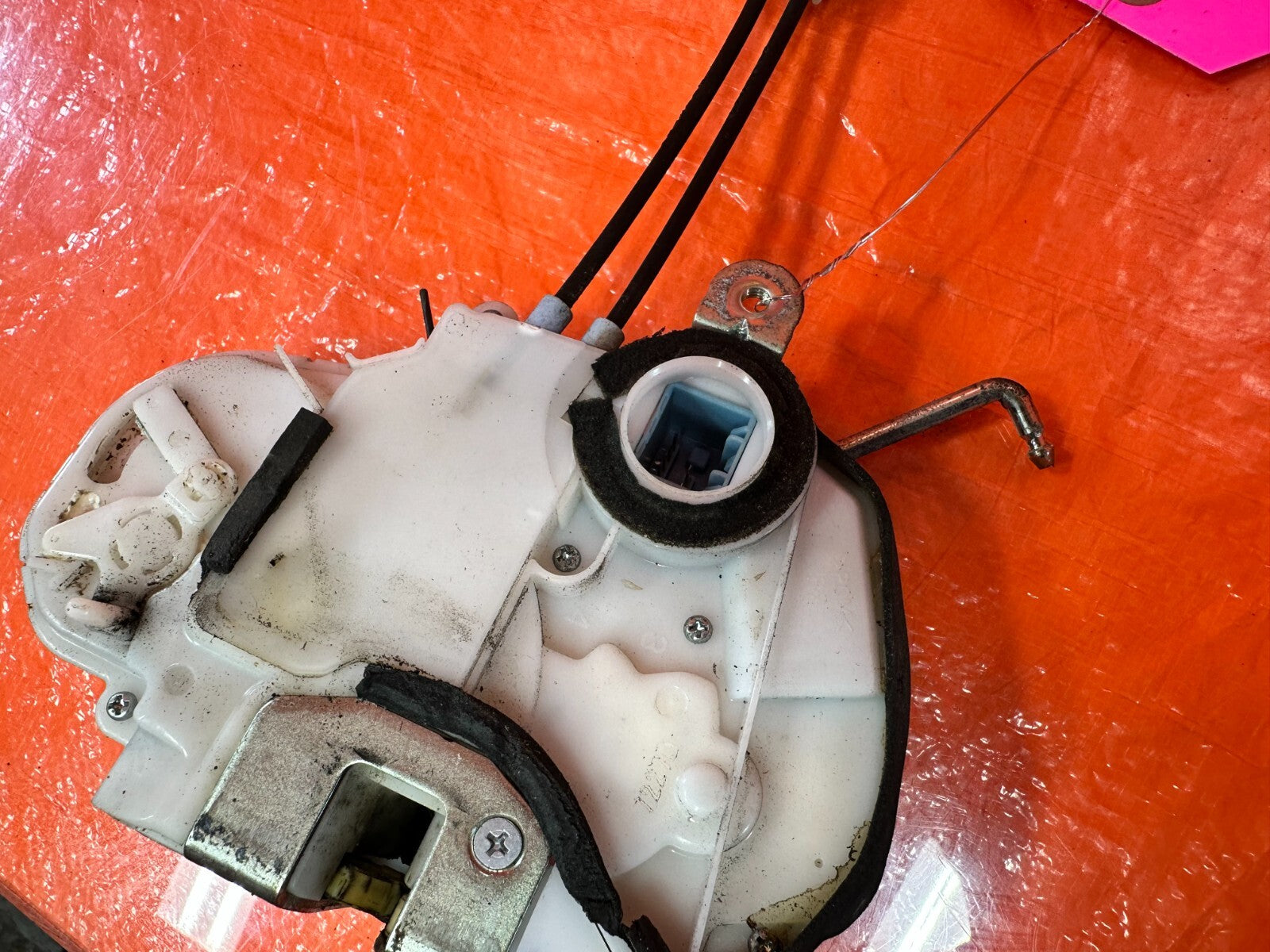 06 11 HONDA CIVIC 4D SEDAN PASSENGER RIGHT REAR DOOR LOCK ACTUATOR   OEM #2709