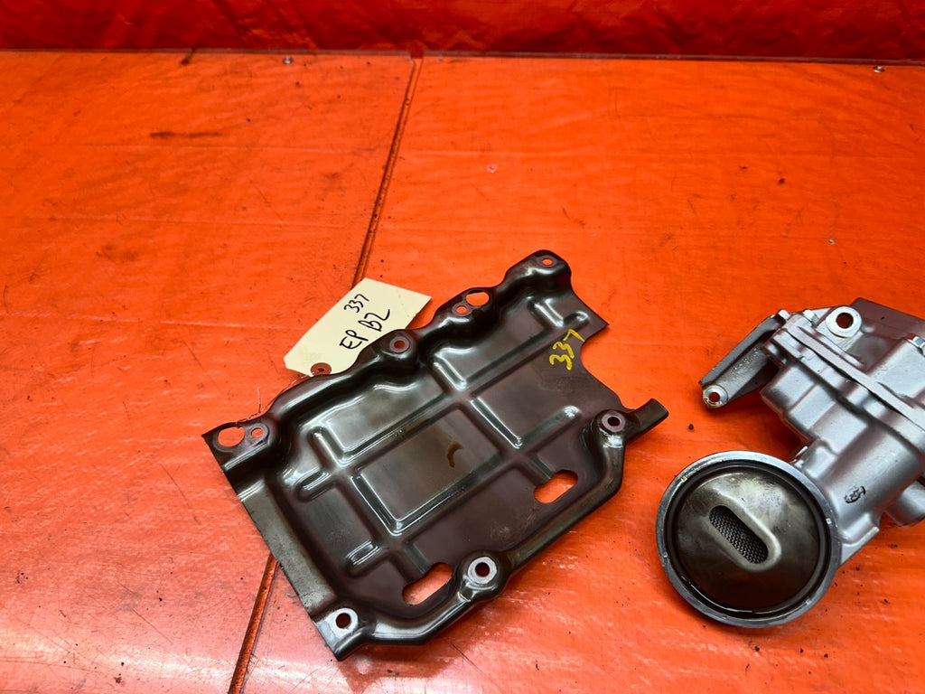 00 03 HONDA S2000 AP1 2.0L F20C ENGINE BLOCK OIL PUMP ASSEMBLY OEM #33711