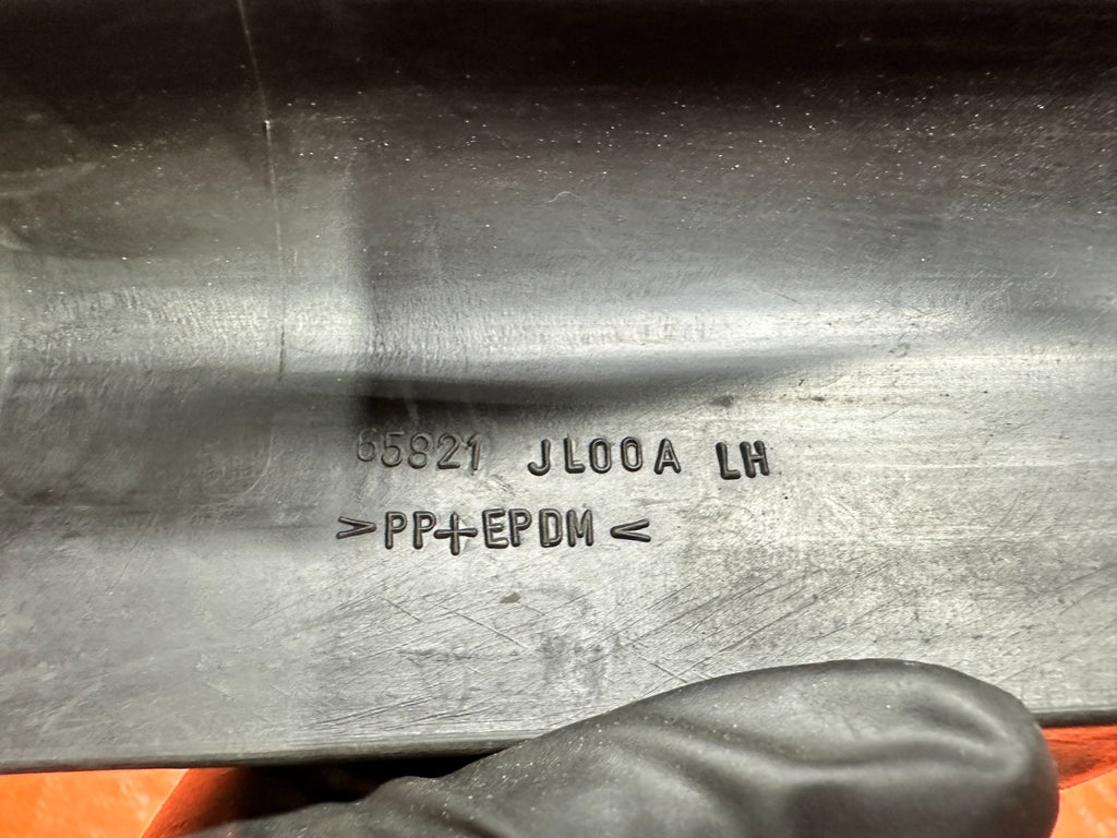 09 15 INFINITI G37 CONV LEFT DRIVER FRONT FENDER TRIM 65821 JL00A OEM #2783