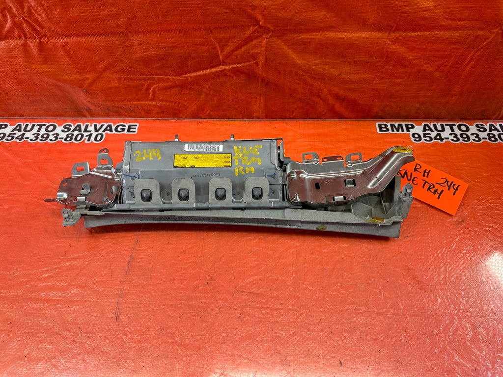 2009 09 LEXUS ES350   PASSENGER RIGHT KNEE TRIM PLASTIC UNIT   GRAY   OEM #2448