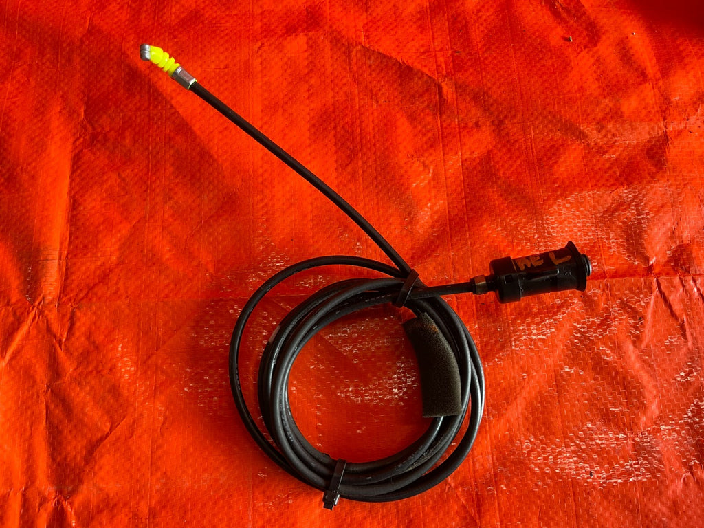 02 06 ACURA RSX TYPE S & BASE   FUEL GAS LID RELEASE CABLE LEVER   OEM #690