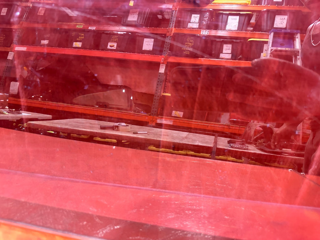 96 00 HONDA CIVIC   2D COUPE PASSENGER RIGHT REAR QUARTER 1/4 GLASS OE OEM #1913